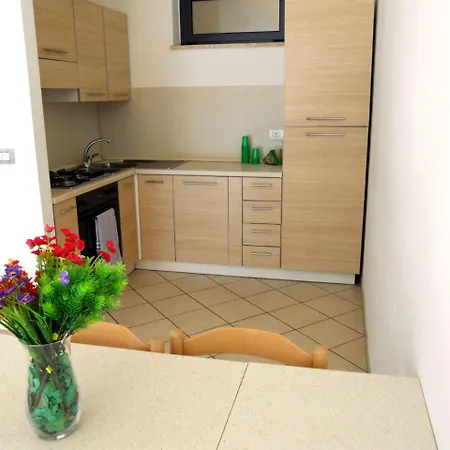 Locazione Turistica Green Bay-4 * Pineto